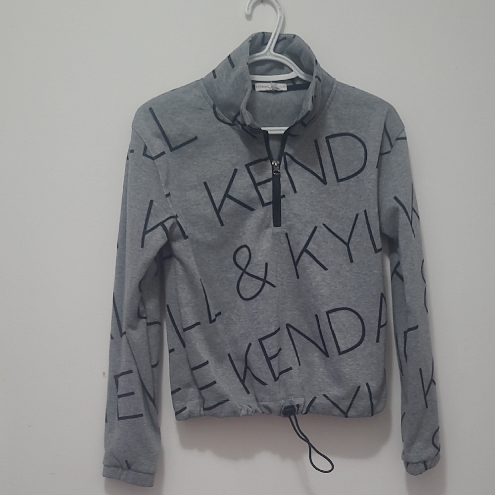 Kendall & Kylie Gray Logo Half-Zip Top